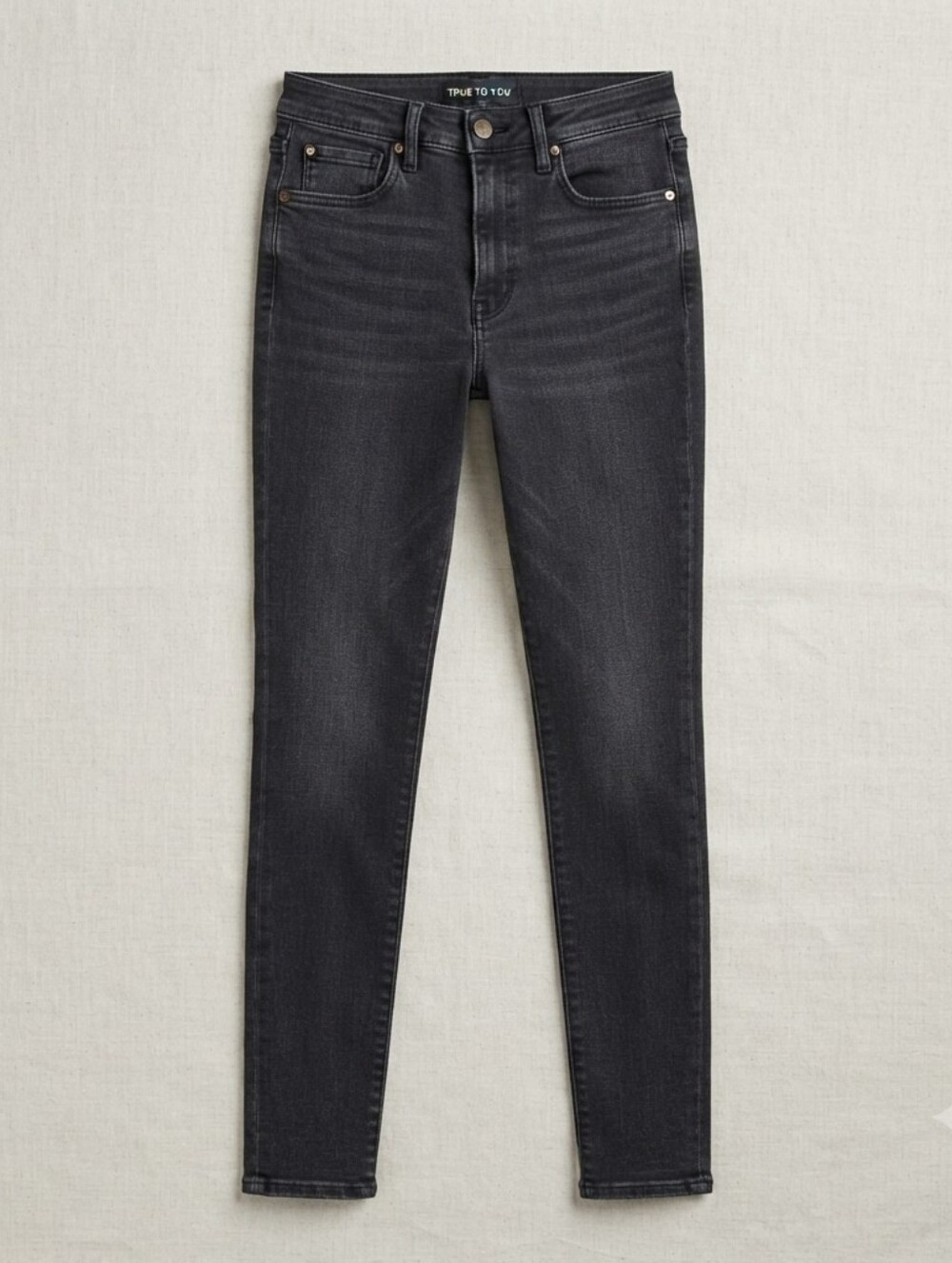 High-Rise Skinny Jeans - Black Wash